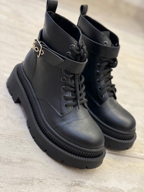 Producto - Borcegos Berlín