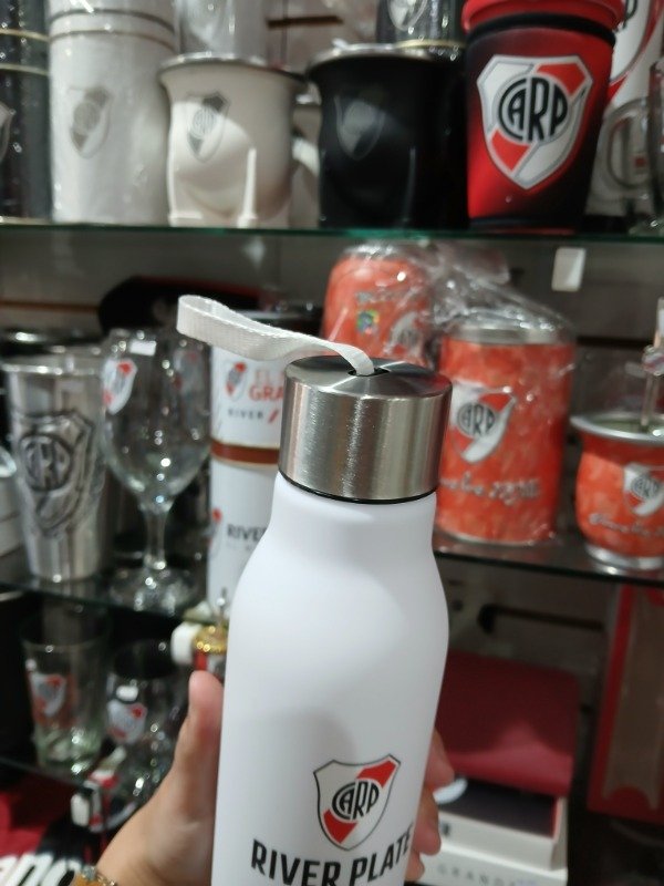 Producto - Botella en caja river - 1