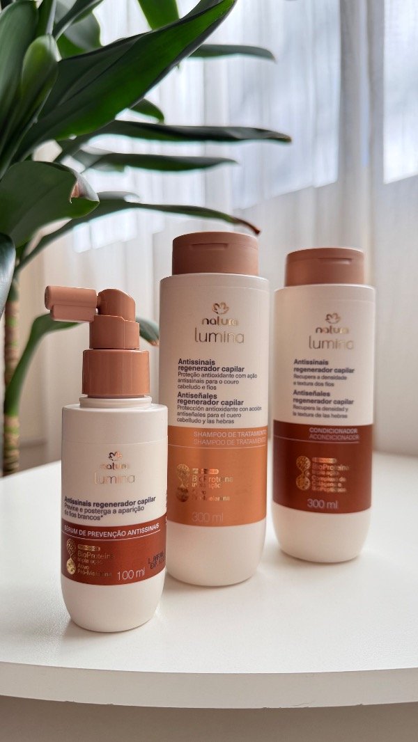 Producto - Kit Lumina Antiseñales rutina completa para cabello con canas
