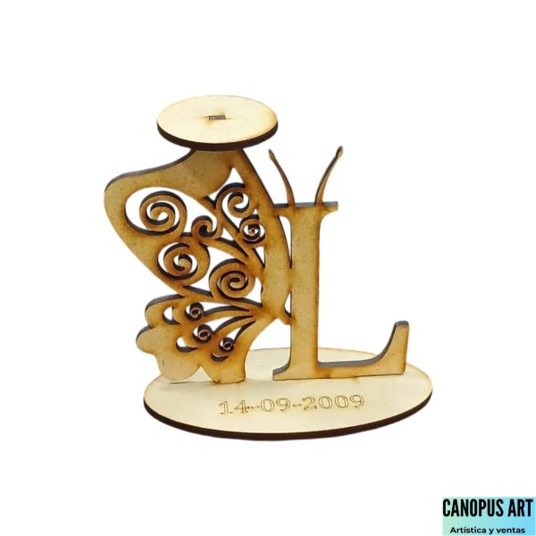 Producto - Media mariposa con letra a elección