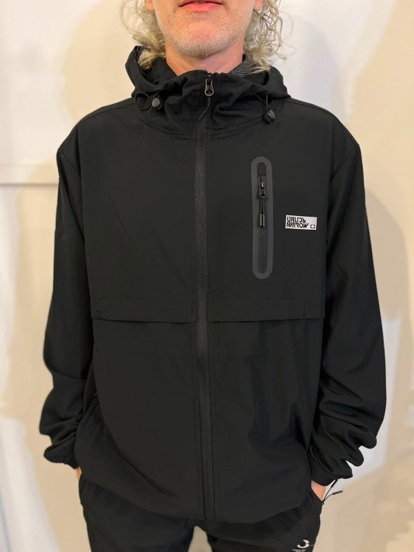 Producto - UNLTD RUNNIG CAMPERA