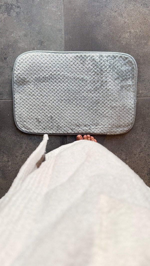 Producto - ALFOMBRA TUMMY GRIS