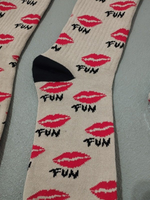 Producto - Medias diseño labios, por par.