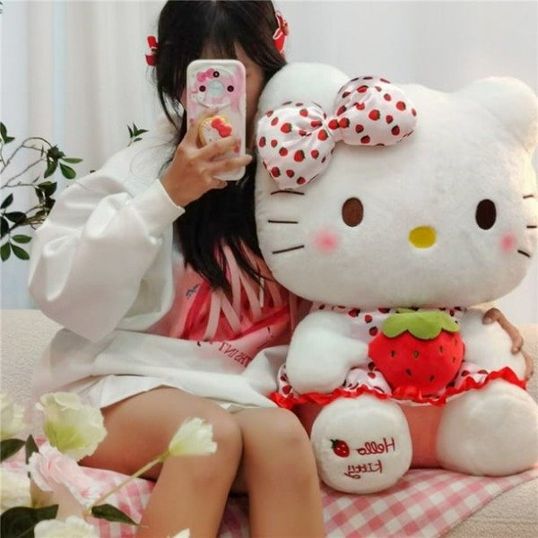 Producto - Peluche Hello Kitty Frutillaa