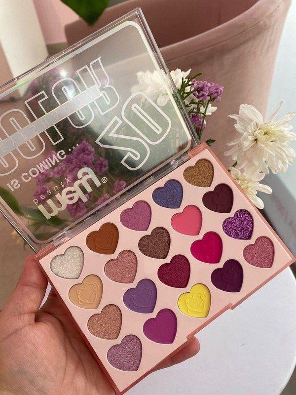 Producto - Paleta de sombras corazones Mely
