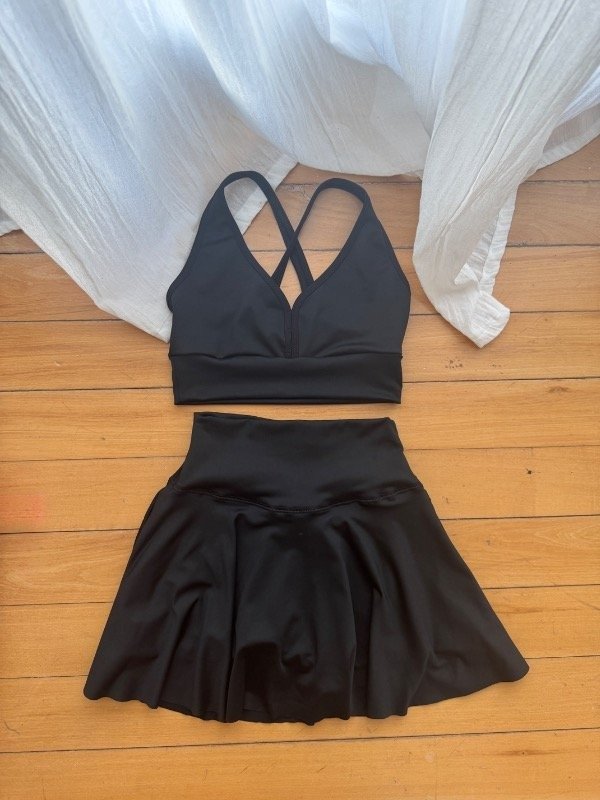 Producto - Pollera Short + Top Marfil Negro - COD 4637