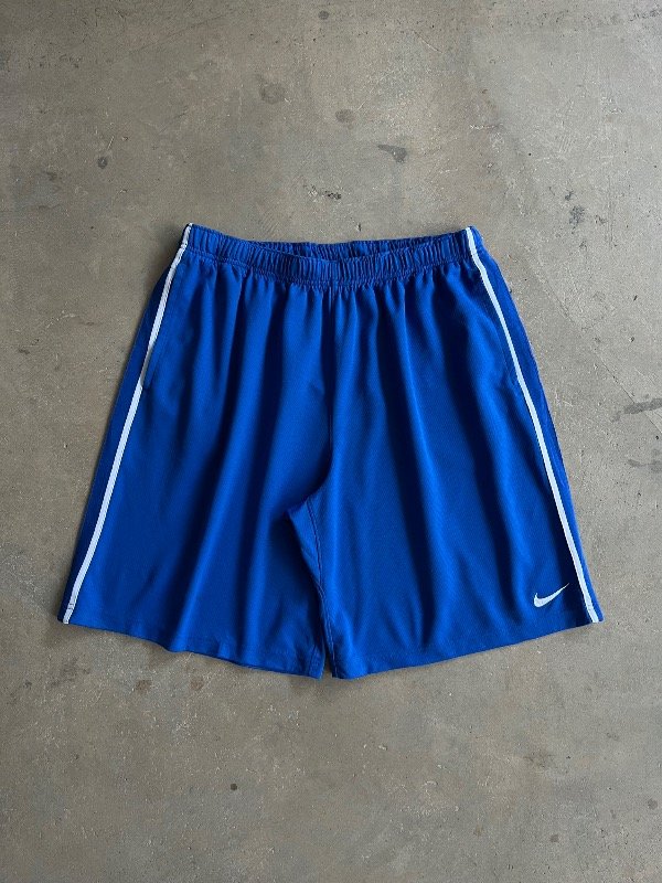 Producto - SHORT DEPORTIVO NIKE AZUL (XL)