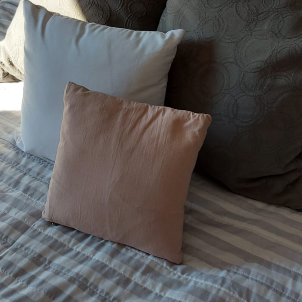 Producto - Funda con cierre escondido 30x30