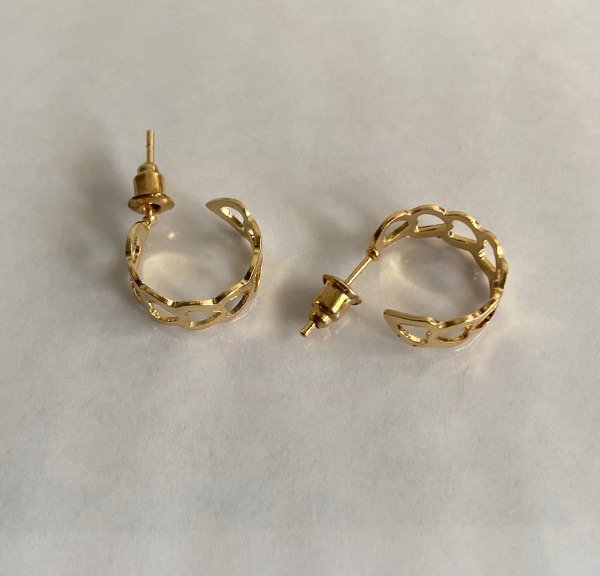 Producto - Aros corazones dorados por par