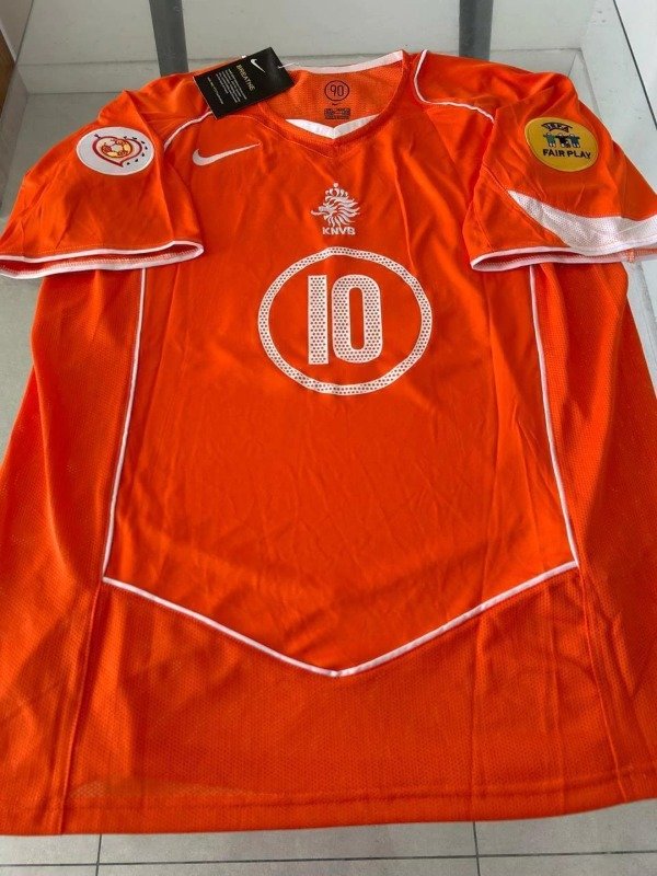 Producto - CAMISETA HOLANDA IMPORTADA TITULAR RETRO 2004/2005 #10 V.NISTELROOY