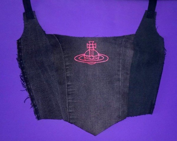 Producto - WV orbe rojo Talle S/M CORSET JEANS RECICLADO negro - 0