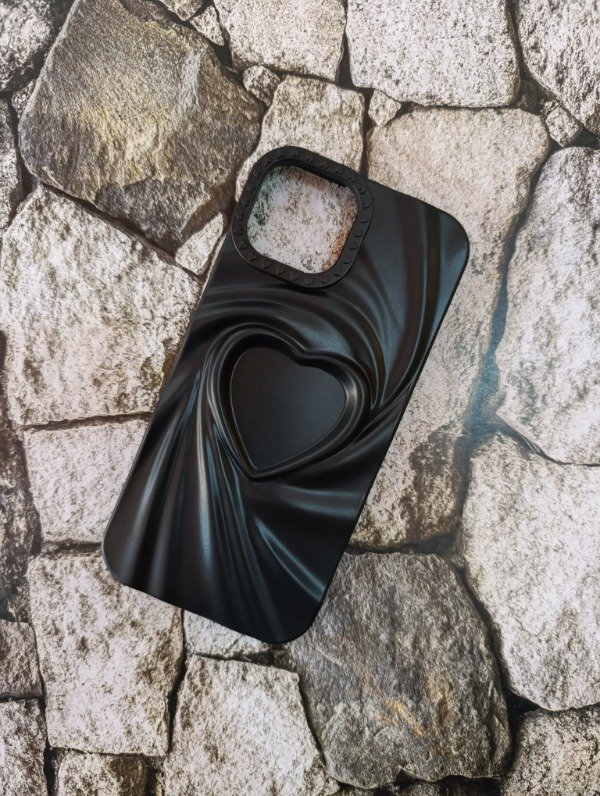 Producto - Funda tpu love iPhone 15 negra