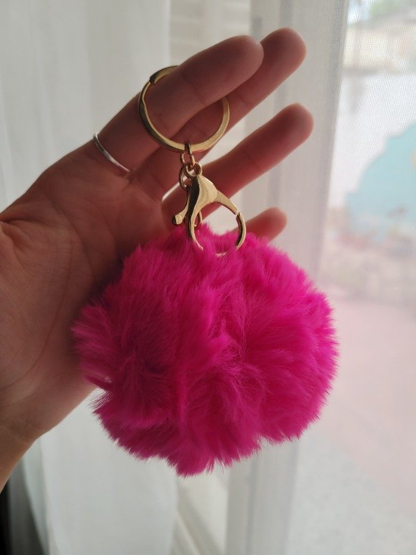 Producto - Llavero - bag charm pompón fucsia