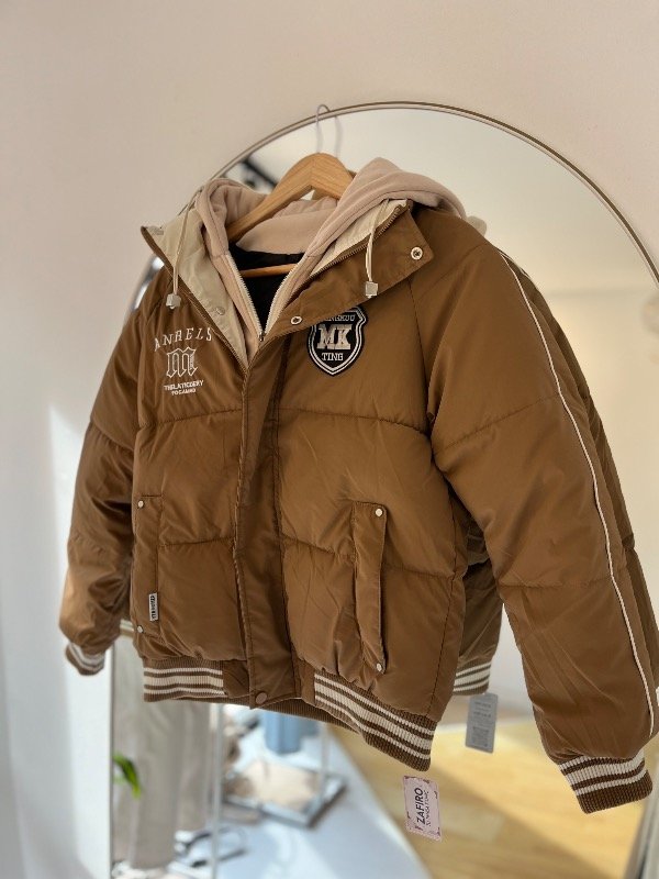 Producto - Campera Universitaria
