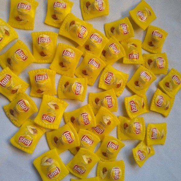 Producto - prendedor lays