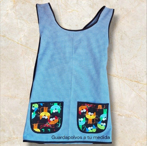 Producto - Gatos multicolor F negro T.M
