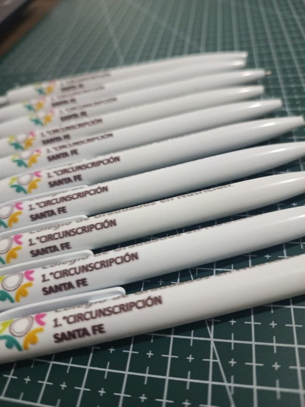 Producto - Boligrafos plasticos + DTF UV - Peronalizados
