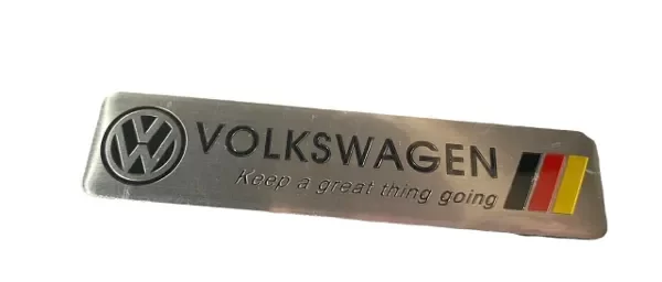 Producto - INSIGNIA VW LOGO Y BANDERA MODELO ING12