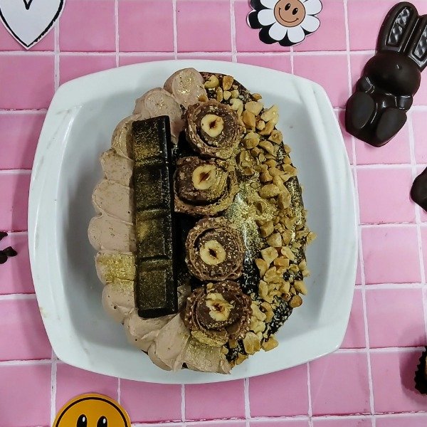 Producto - MEDIO HUEVO RELLENO CHOCOLATE