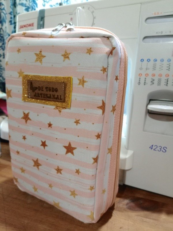 Producto - Cartuchera vertical Estrellas