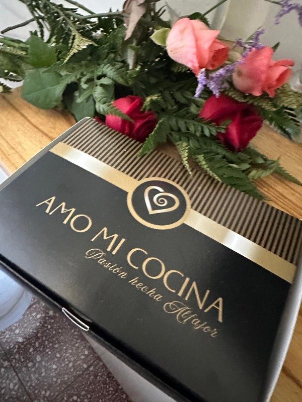 Producto - CAJA DE 6 CLASICOS Y ESPECIALES - 0