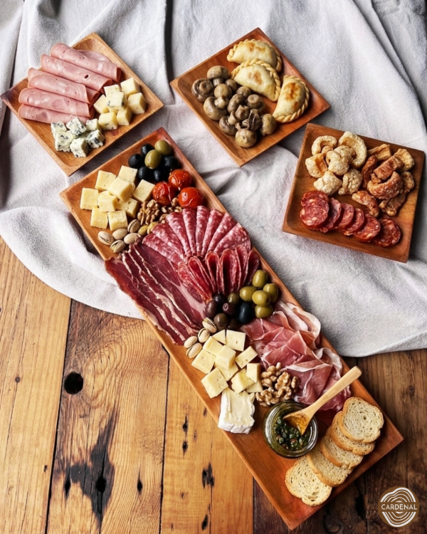 Producto - Copetinero Paraiso bandeja 15x45 + 3 platos de 15x15