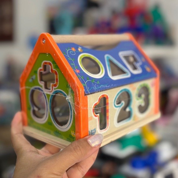 Producto - Casita Encastre de Madera 17x12x13cm 7799