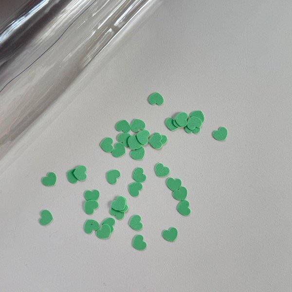 Producto - Confeti corazón verde 100u