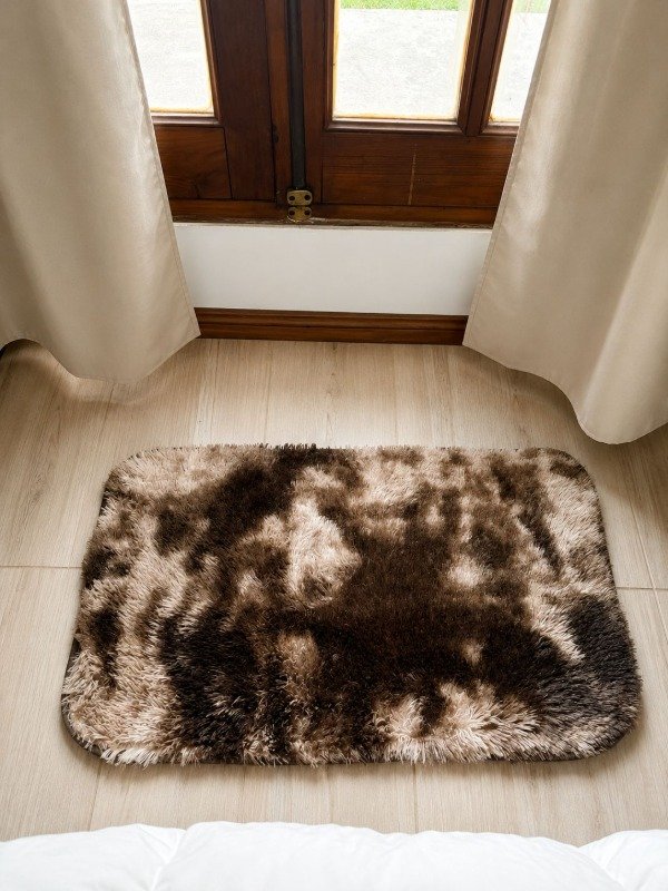 Producto - Alfombra peludita bicolor