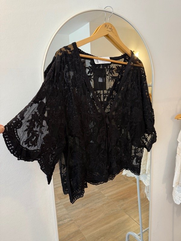 Producto - Kimono negro encaje Nadine