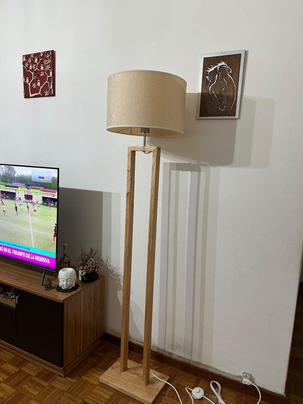 Producto - Lampara de pie Estilo nórdico Modelo "Olivia" - 1