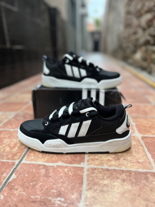 Producto - A2000 Negras G5