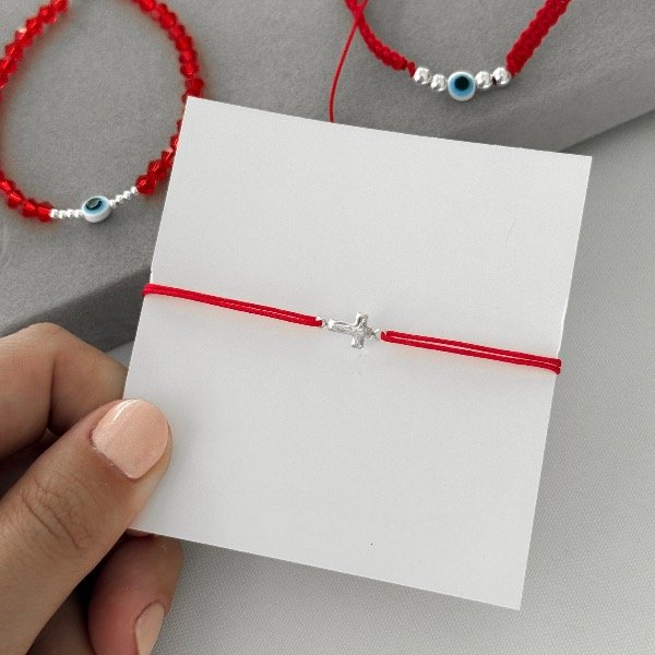 Producto - Pulsera roja cruz (plata)