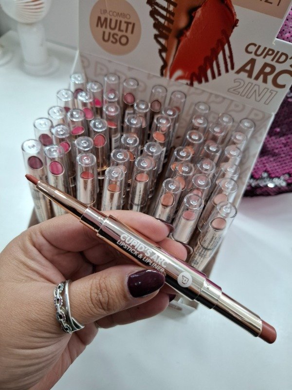 Producto - Labial en barra + delineador CUPIDS ARC pink 21