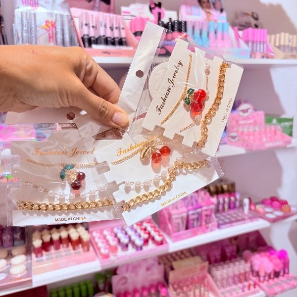 Producto - Set x3 pulseras doradas