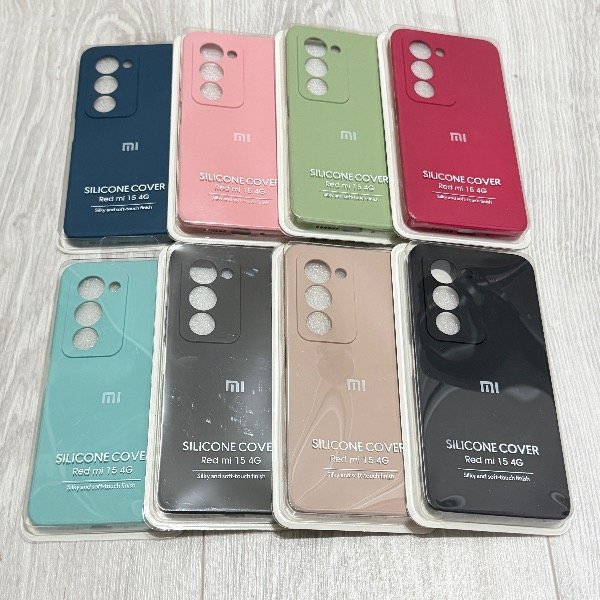 Producto - FUNDA SILICONA CON LOGO REDMI 15 4G