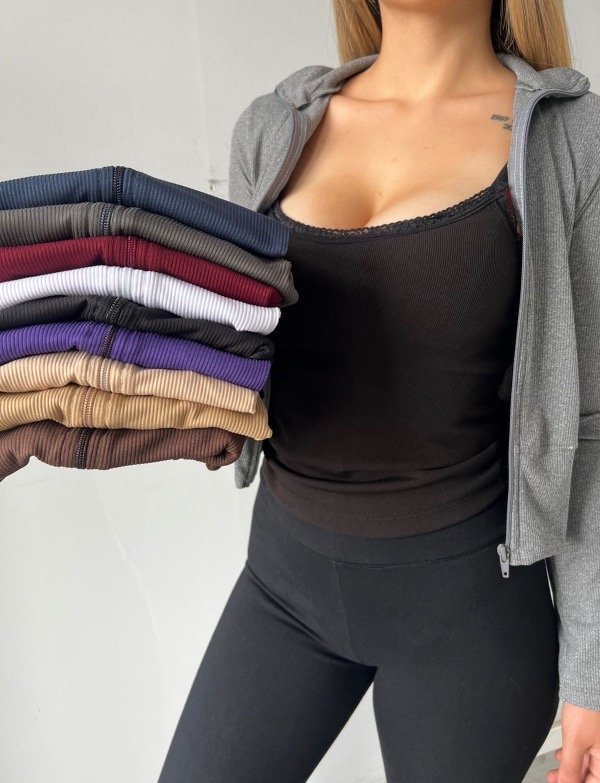Producto - Campera Crop Morley