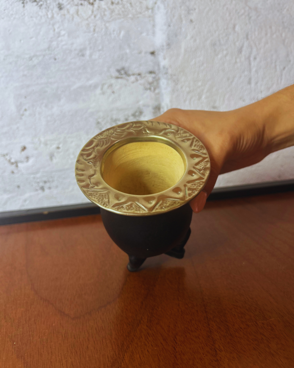 Producto - Mate camionero - virola de alpaca - cincelado.