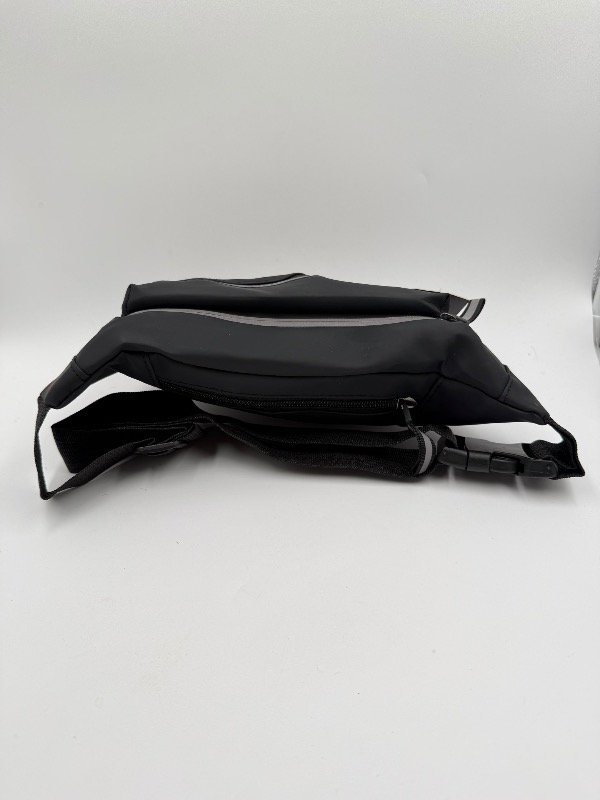 Producto - Riñonera auriculares negra - 1