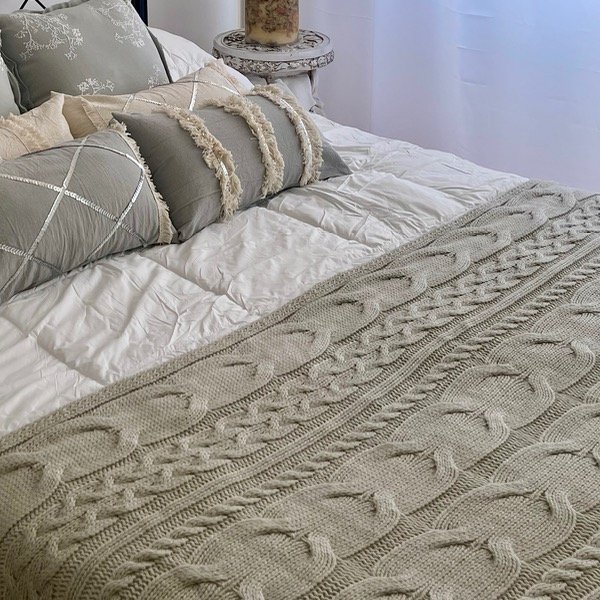 Producto - Manta-Pie de Cama Serena