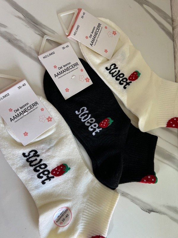 Producto - Medias / Soquetes de Algodón "Sweet" con Bordado de Frutilla