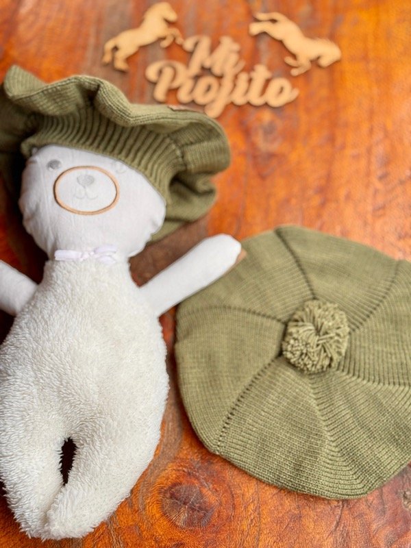 Producto - Boina Hilo verde Pompón - 4