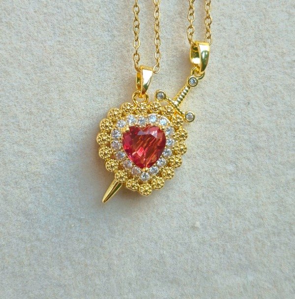 Producto - Collares Corazón y Espada (2)