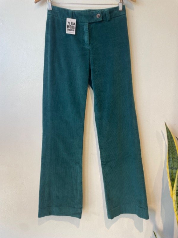 Producto - Pantalón de corderoy talle 36
