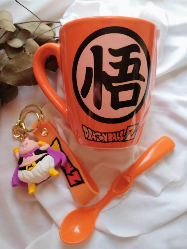 Producto - TAZA Y LLAVERO DE DRAGON BALL 3