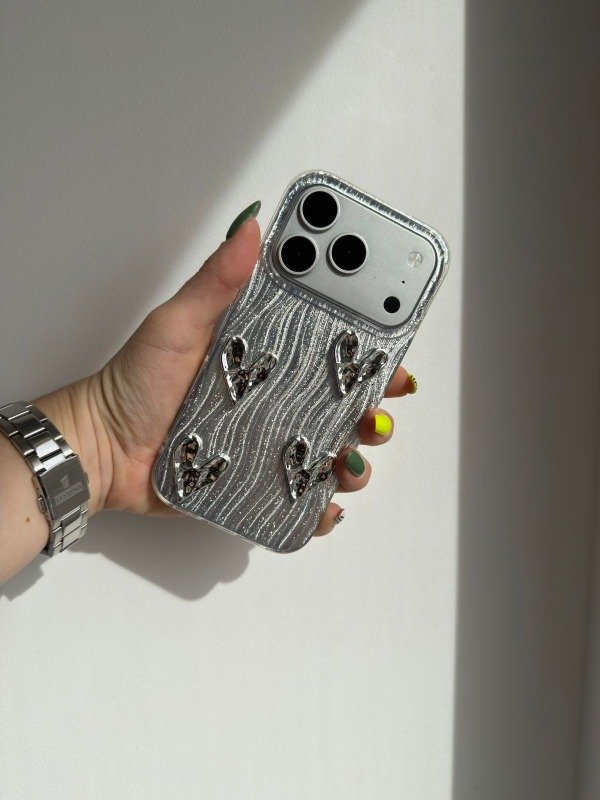 Producto - Case corazones 3D metalizado