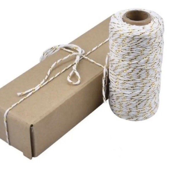 Producto - HILO BICOLOR BAKER TWINE BLANCO Y DORADO x 50 metros