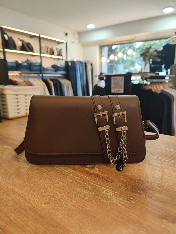 Producto - Bandolera con cadenas chocolate - 0