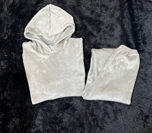 Producto - Conjunto Polar Soft gris
