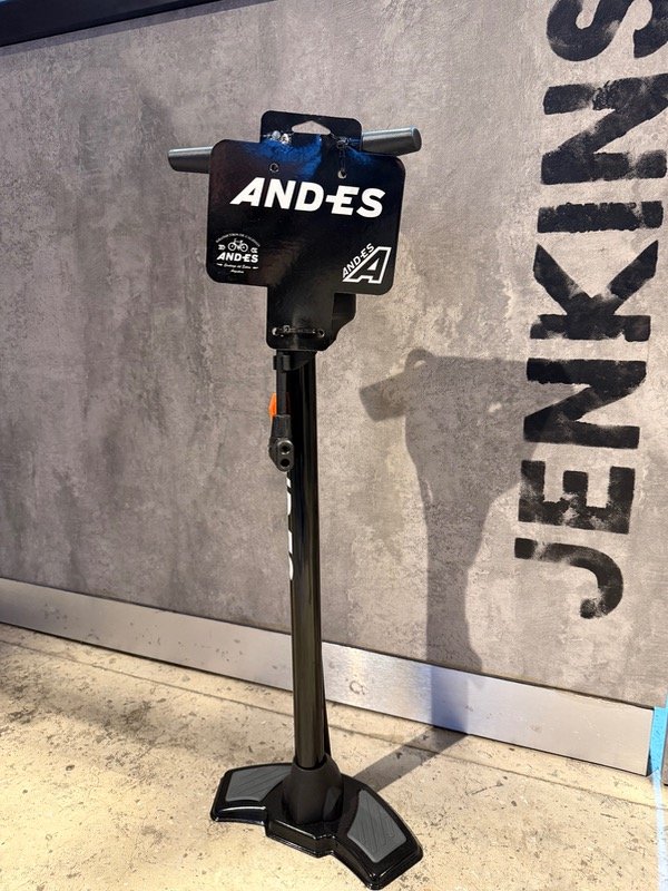 Producto - Inflador de pie AND-ES